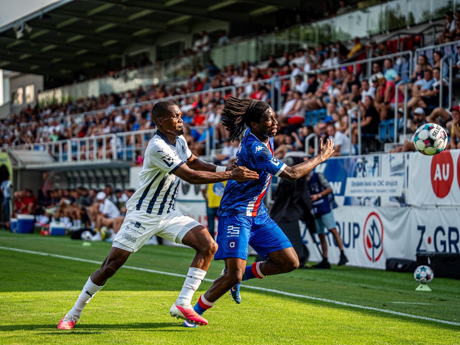 Chance Liga: Slavia deklasovala Baník, Artis získal premiérový bod mezi elitou